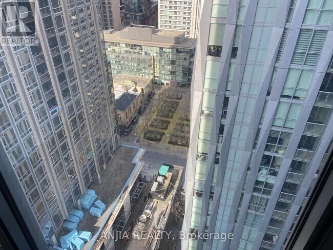 Photo - 8 Cumberland St Unit 2001