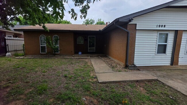 Photo - 3 Bed 1 bath home in MWC.