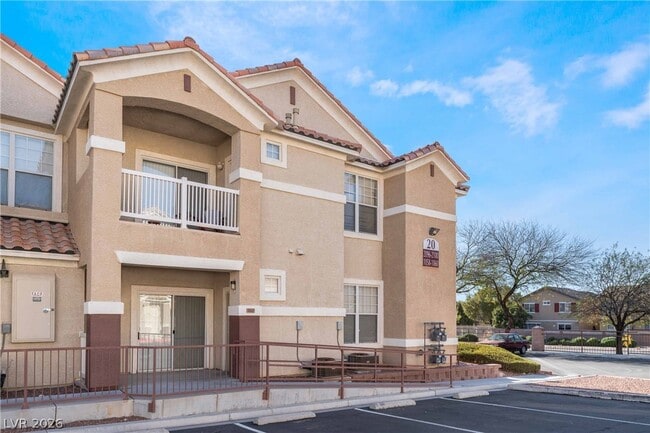 Photo - 5855 Valley Dr Unit 1060