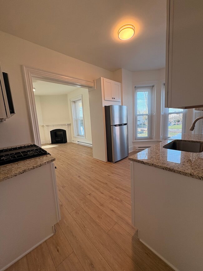 Photo - 61 Forest Ave