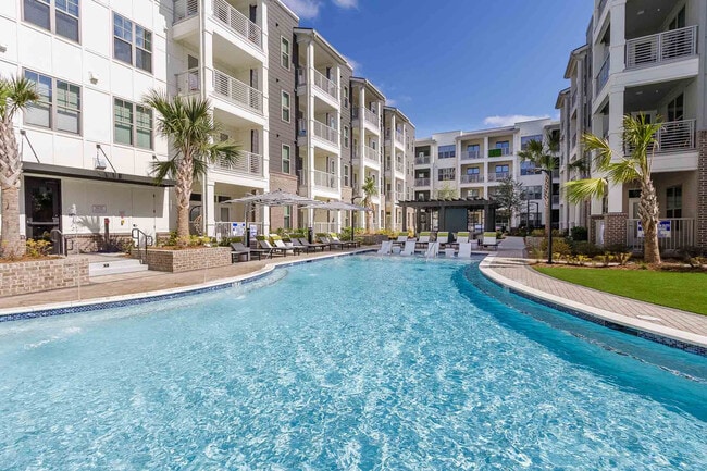 The Felicity on Perry apartments — community photo
