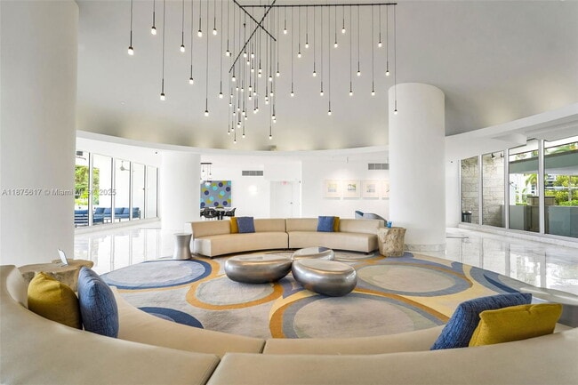 Photo - 1000 West Ave