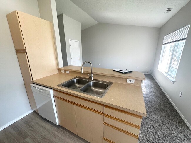 Photo - Corsair Lane 2 Unidad 201