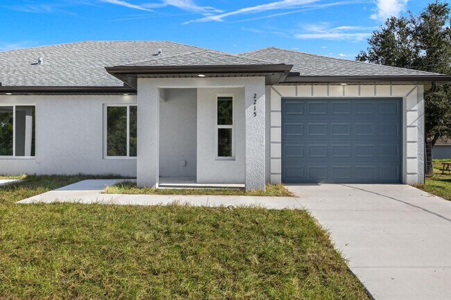 Photo - 2213 Kenneth Ave S