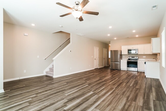 Photo - 338 Stone Arbor Wy