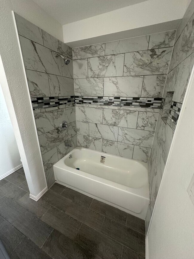 Photo - AVAILABLE NOW!! NEWLY REMODELED