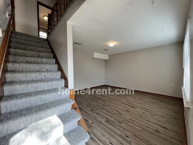 Photo - 1010 SE 7th Ter