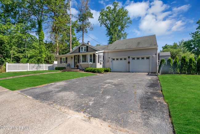 Photo - 717 Corlies Ave