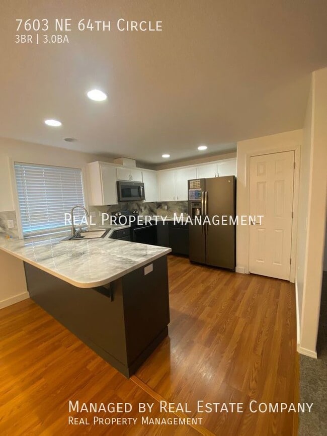 Photo - 7603 NE 64th Cir