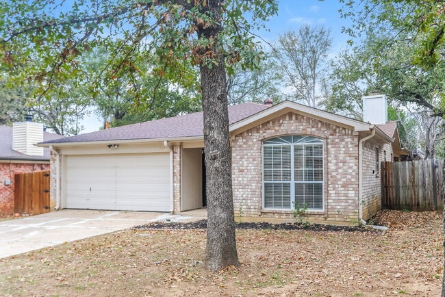 Photo - 1114 Hidden Creek Dr