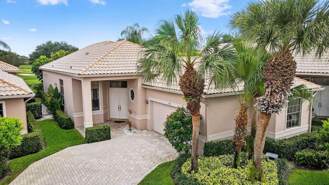 Photo - 4553 Barclay Fair Way