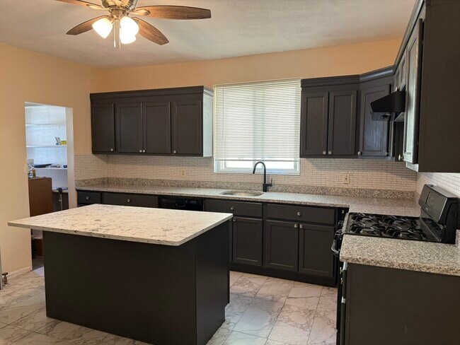 Photo - 4 Dever St Unit 1