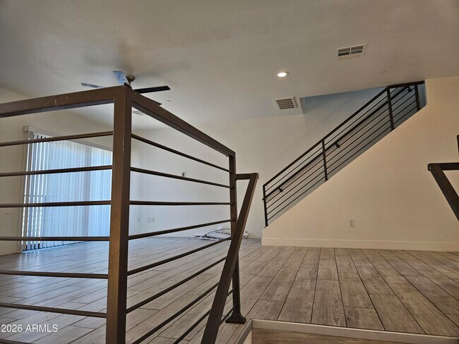 Photo - 264 S Roosevelt St