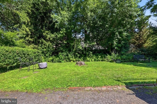 Photo - 107 Plant Ave