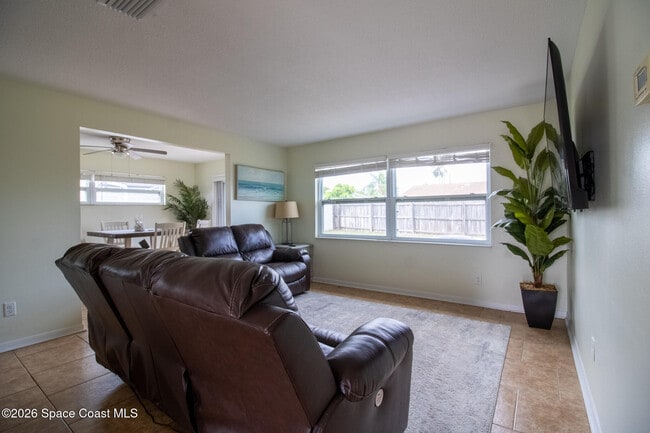 Photo - 450 Newfound Harbor Dr