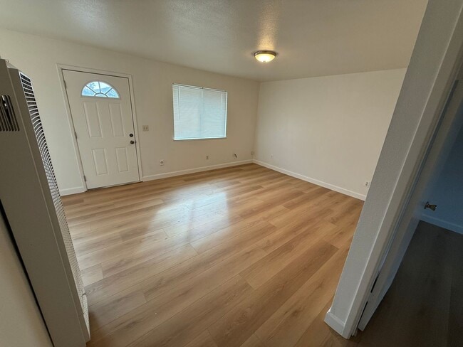 Photo - 11521 Poole St Unit 2