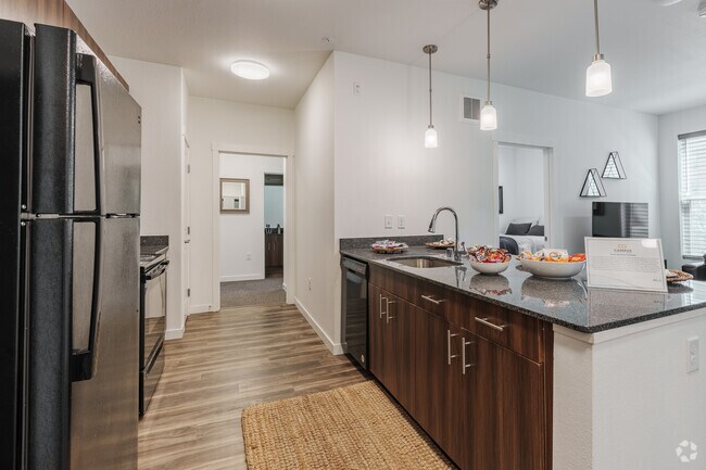 4BR, 4BA - 1,158SF - The Flathead - Kitchen
