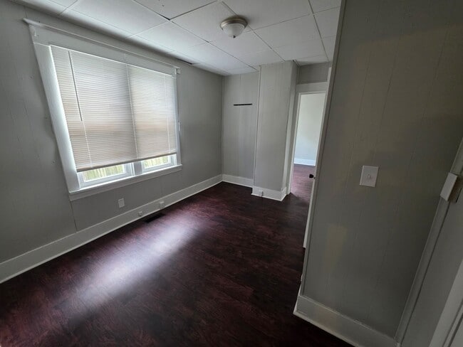 Building Photo - 1713 S State St Rental