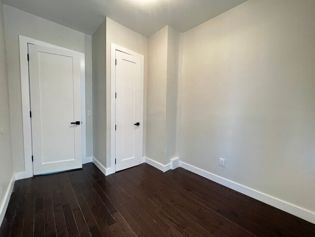 50 Jordan Ave 1R - 53 Jordan Ave Unit 1R