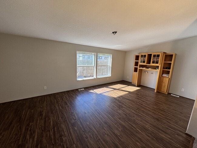 Photo - Riverfront 3BD/2BA Home