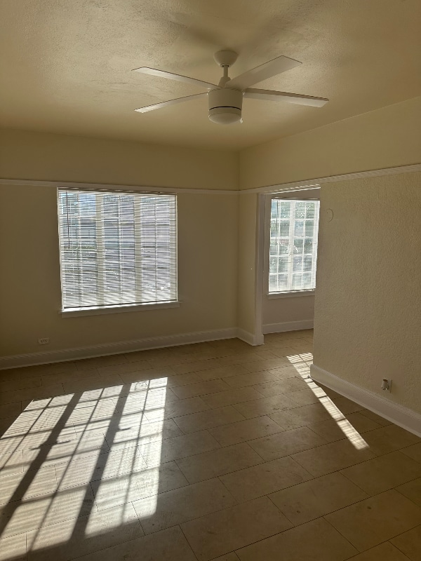 Building Photo - 1922 Highland Ave