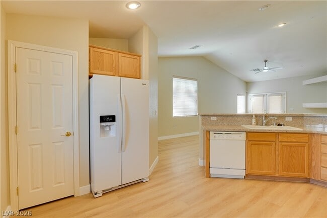 Building Photo - 11059 Ampus Pl