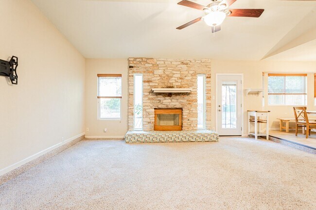 Photo - 13202 Rampart St