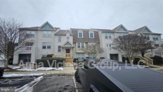 Building Photo - 14224 Jib St Unit #12