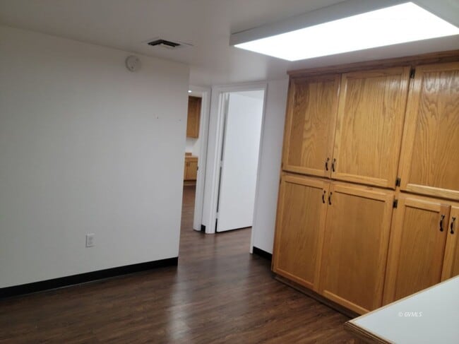 Photo - 1491 W Thatcher Blvd