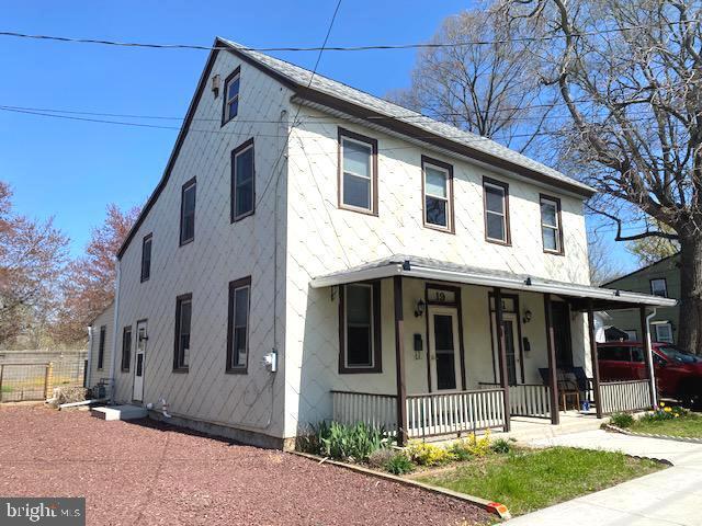 Building Photo - 19 E Millbrooke Ave Rental