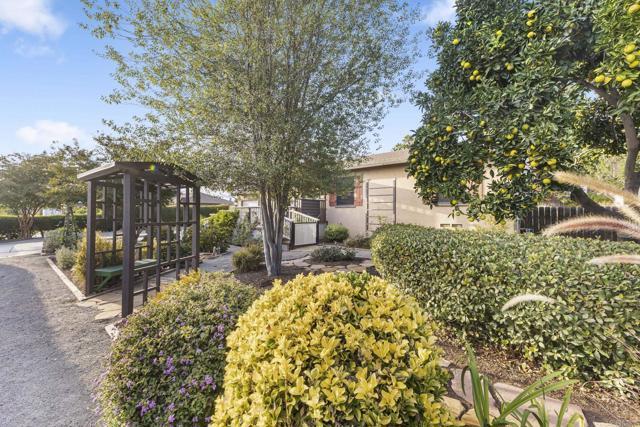 Photo - 5237 Nannette St