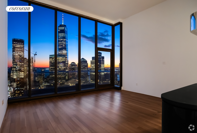 Building Photo - 56 Leonard St Rental