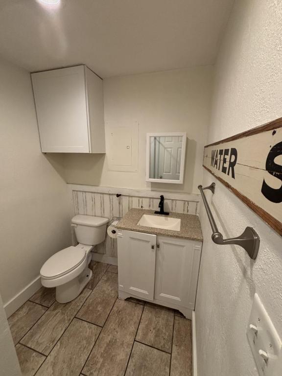 Photo - 1396 Cranfield Rd