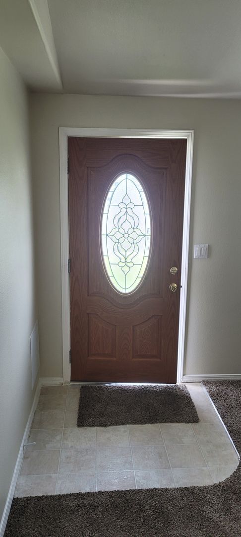 Photo - Cozy home on large lot w/fenced backyard