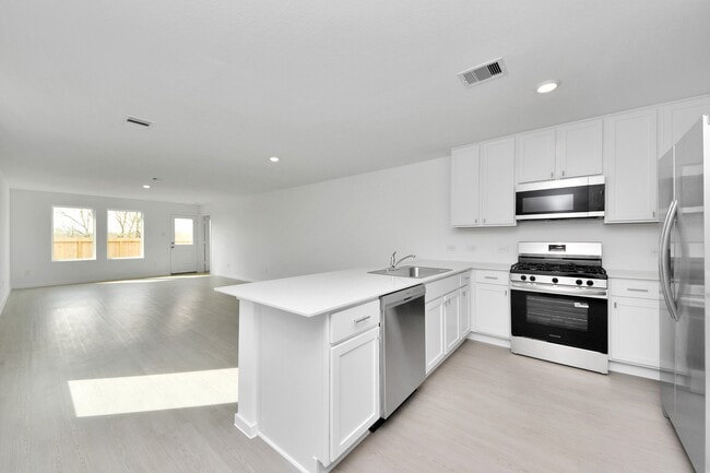 Photo - 29643 Knollwood Bay Rd