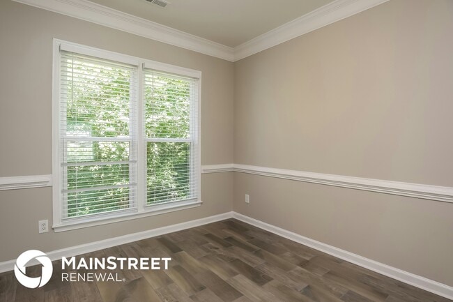 Photo - 1511 Groveland Trail