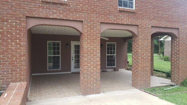 Photo - 350 Swindall Cir