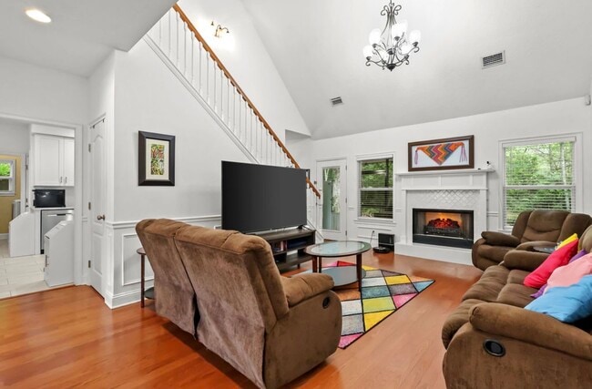 Photo - 174 Hardwood Forest Dr