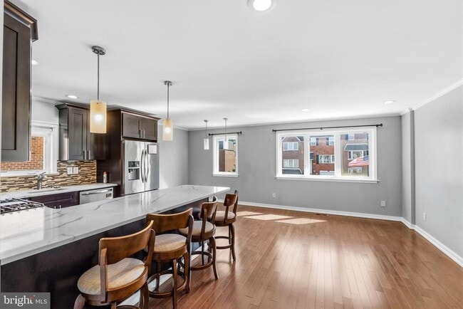 Building Photo - 3980 Carteret Dr