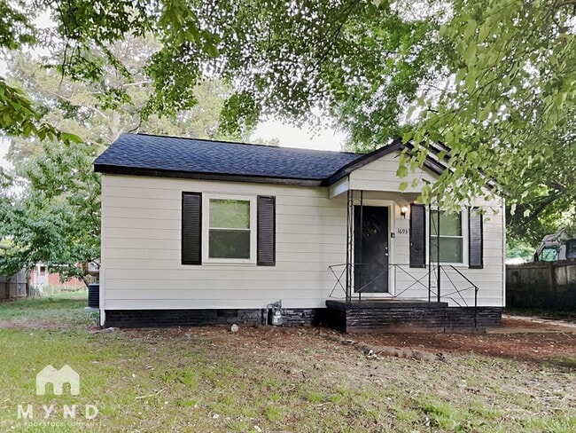 Photo - 1693 Concord Dr SE House
