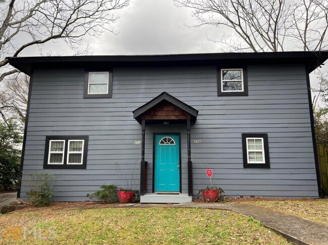 Photo - 456 Dunbar St SW