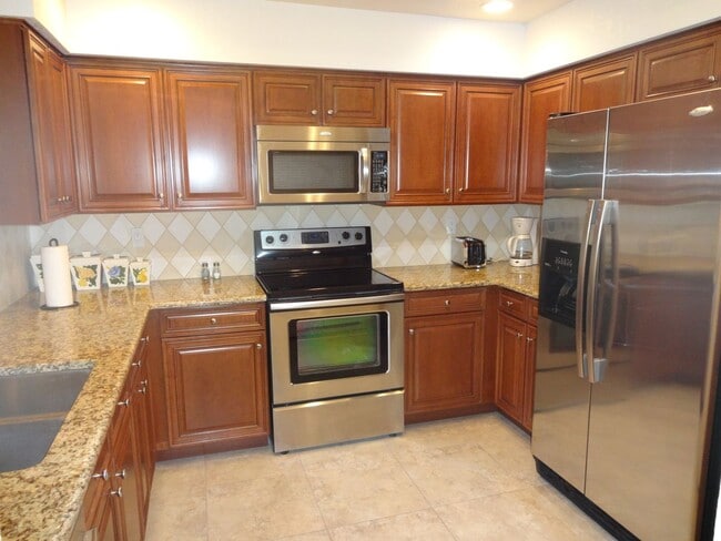 Building Photo - Two bedroom condo Unit 1434