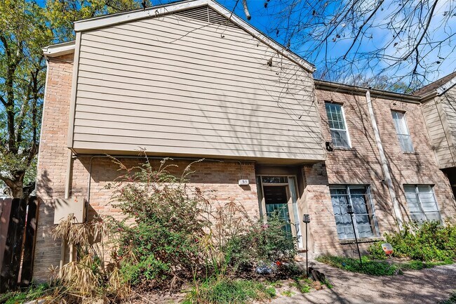 Photo - 2100 Tanglewilde St Unit 51