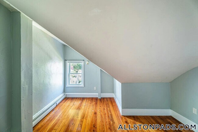 6 Haskell St