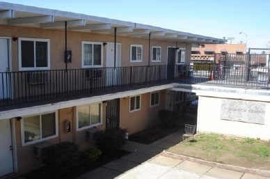 Darina Apartments Building Photo