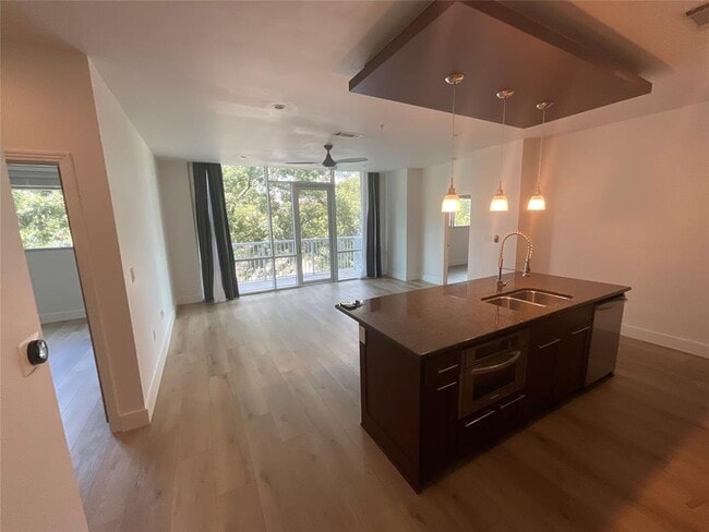 Photo - 1600 Barton Springs Rd Unit 5309