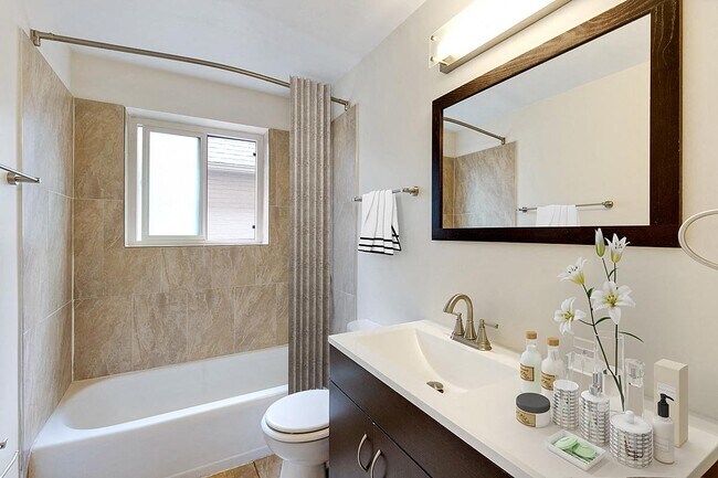 Photo - 1362 Clayton St. Apartments