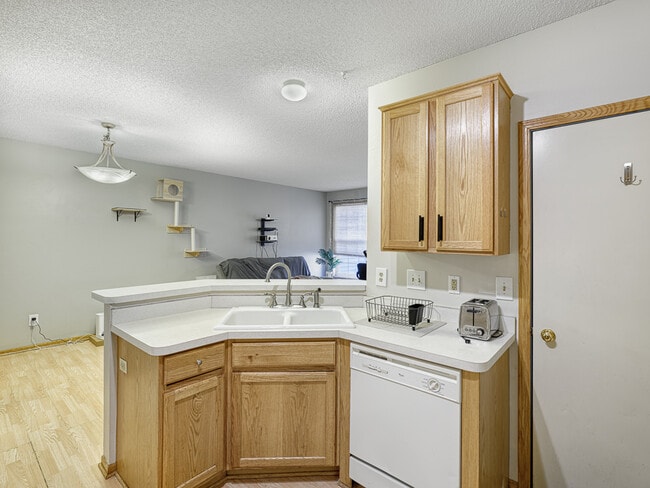 Photo - 1961 Bluestem Ln