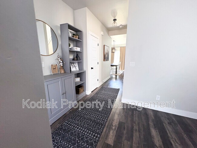 1364 Petunia Ct