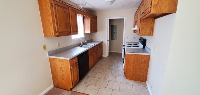 Photo - 610 N Greenwood Ext